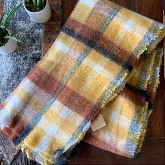 Plaid Brushed Fringe Long Scarf - Picture 5 of 7